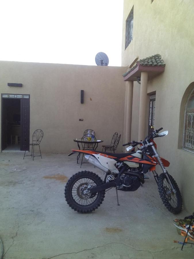 Sunny Place Apartments Merzouga Bagian luar foto